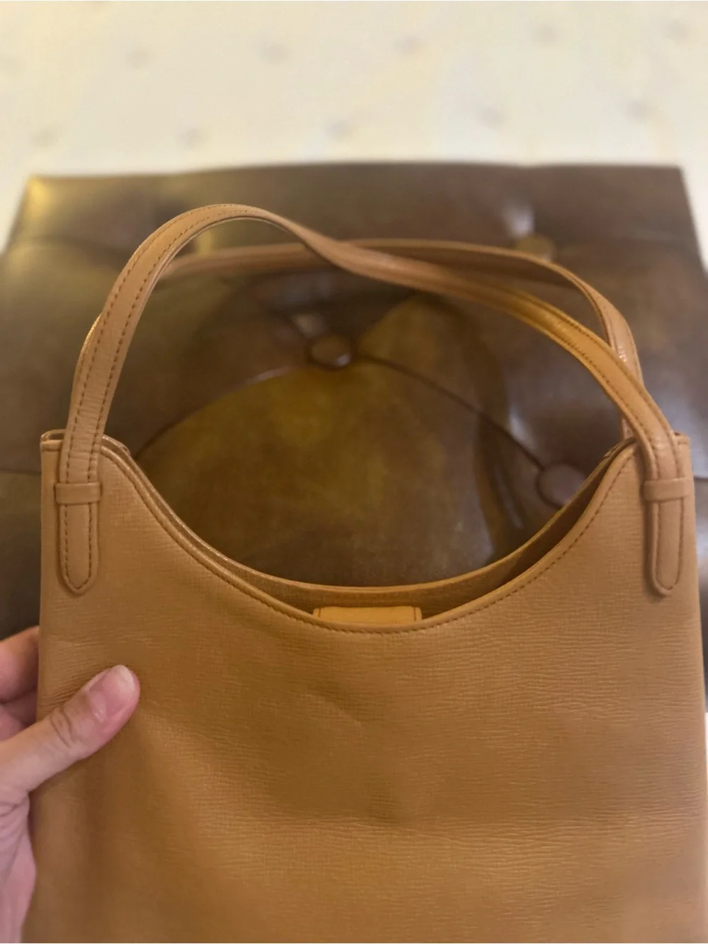 Authentic Vintage Valentino Garavani Tan Leather Hobo-Style Bag